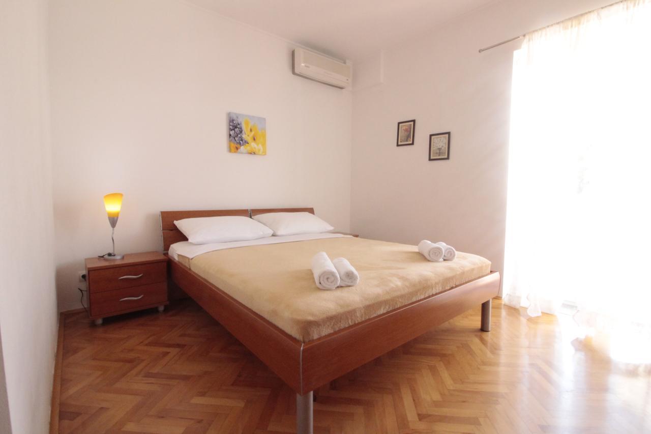 Studios & Rooms Fiesta نوفاليا المظهر الخارجي الصورة